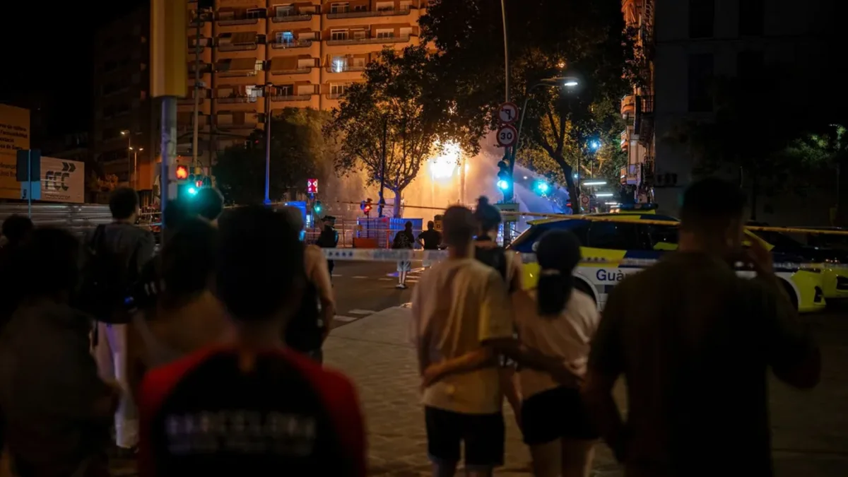 Barselona metrosunda qaz partlayışı: Səkkiz nəfər yaralandı