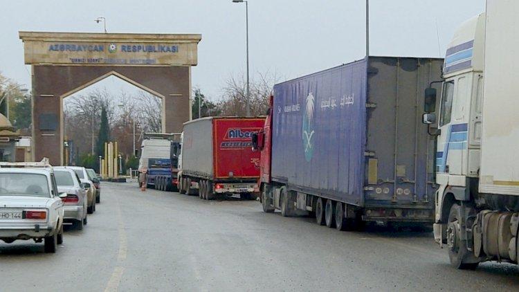 Azərbaycan sərhədində 700 yük maşını növbədədir
